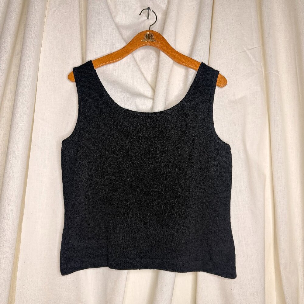 St. John Basics Tank Top Womens Medium Black Knit Sleeveless Scoop Neck Shell P